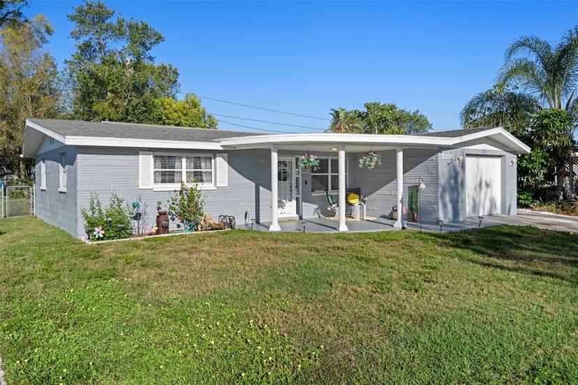 Picture of 2205 Peggy Dr, Holiday FL 34690