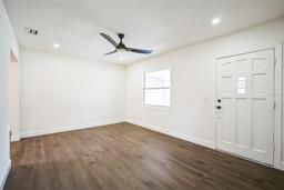 Picture of 3710 W Griflow Street, Tampa, FL 33629