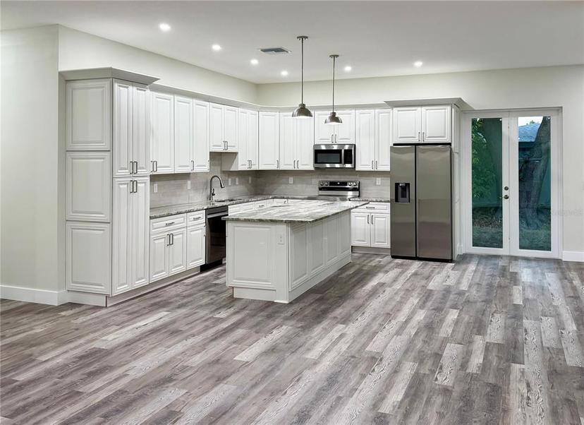 Picture of 3525 Mcintosh Road, Sarasota FL 34232