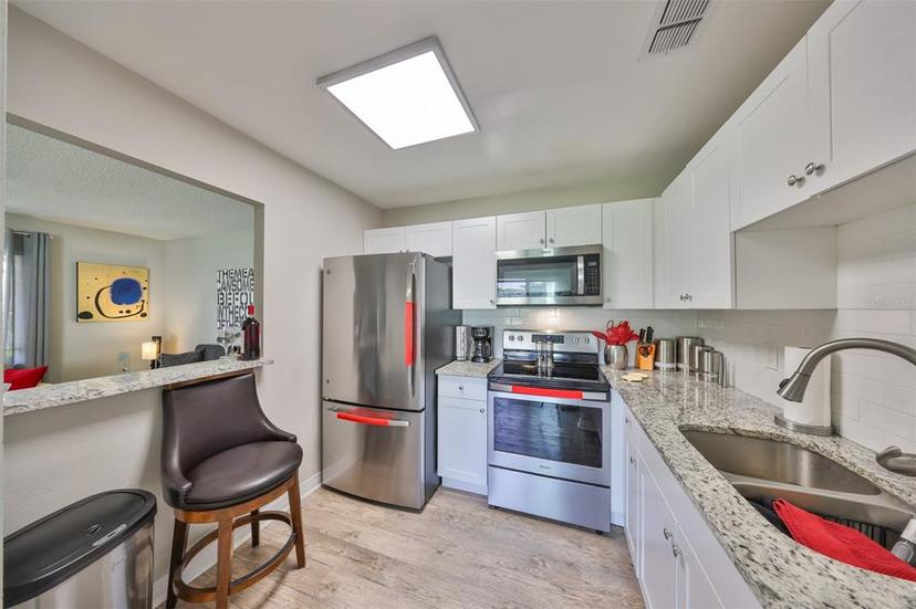 Picture of 401 Dorchester Place Unit 69, Sun City Center FL 33573