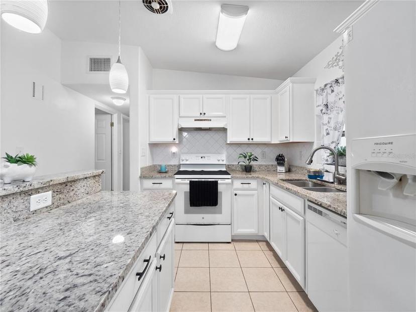 Picture of 7108 Stockholm Way, Orlando FL 32822