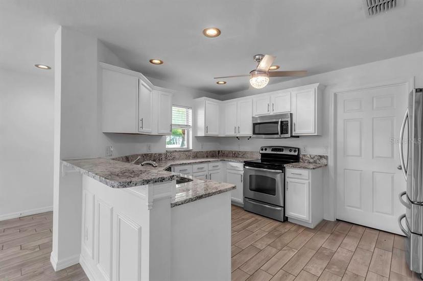 Picture of 5511 71St Street E, Palmetto FL 34221