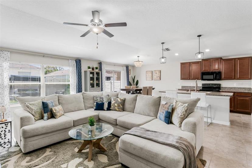 Picture of 10105 Paradise Fish Drive, Riverview FL 33578