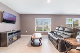 Picture of 8595 Triumph Circle, Wildwood, FL 34785