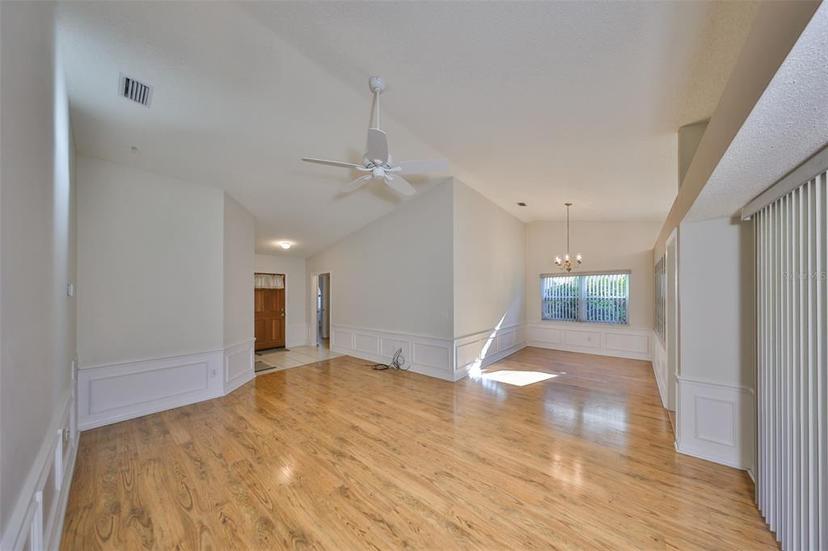 Picture of 1015 Hardwood Drive, Valrico FL 33596