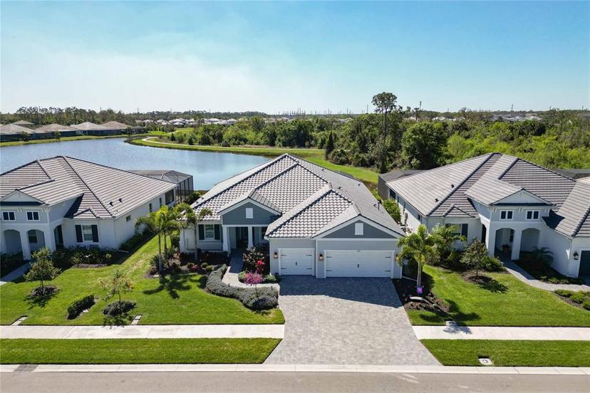 Picture of 2637 Butterfly Jasmine Trail, Sarasota FL 34240