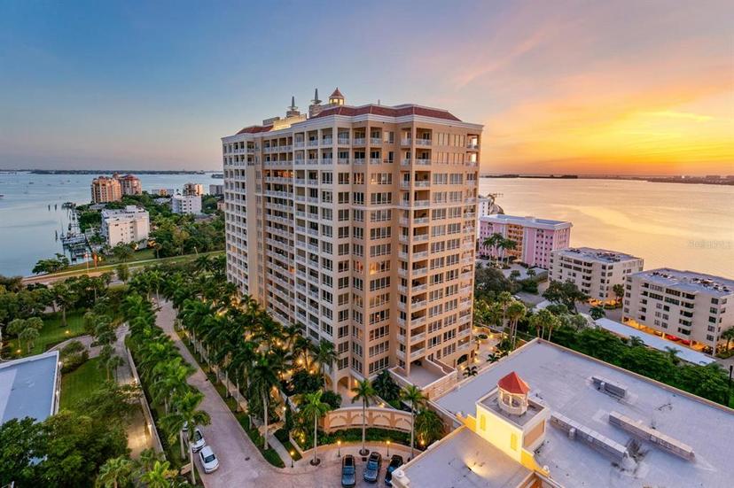Picture of 35 Watergate Drive Unit 1402, Sarasota FL 34236