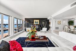 Picture of 520 Belle Isle Avenue, Belleair Beach, FL 33786