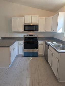 Picture of 24146 NW Foxglove Lane, Dunnellon, FL 34431