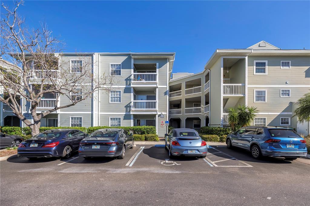 Picture of 6826 Stones Throw Circle N Unit 11104, St Petersburg, FL 33710