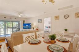 Picture of 1500 Glen Oaks Drive E Unit 206, Sarasota, FL 34232