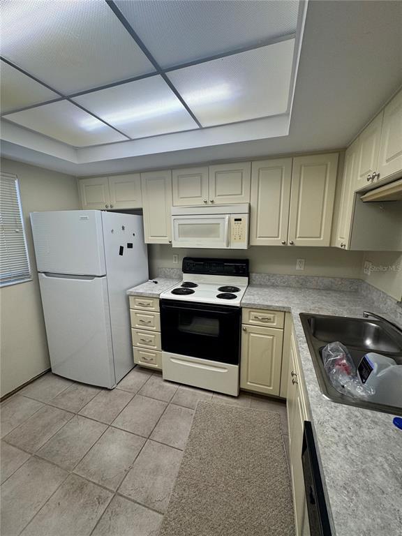 Picture of 3046 Eastland Boulevard Unit J106, Clearwater FL 33761