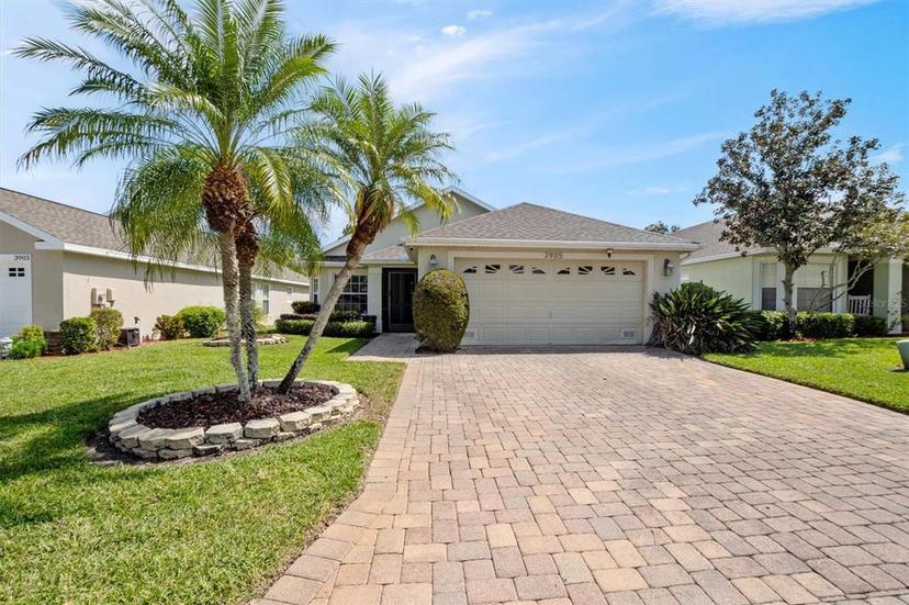 Picture of 3905 Osprey Pointe Circle, Winter Haven FL 33884