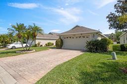 Picture of 3905 Osprey Pointe Circle, Winter Haven, FL 33884