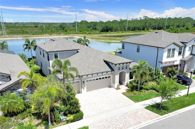 Picture of 14610 Red Castle Ave, Lithia FL 33547