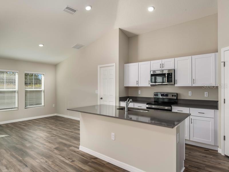 Picture of 1608 Ellesmere Avenue, Haines City FL 33844