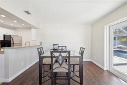 Picture of 8128 Candlewoode Drive, Largo, FL 33773