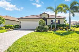 Picture of 10008 Carnoustie Place, Bradenton, FL 34211
