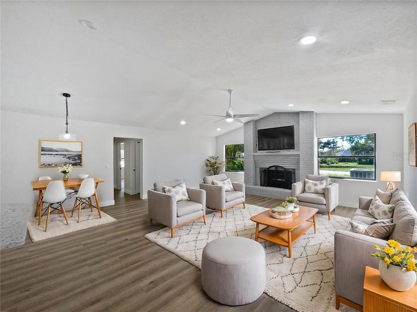 Picture of 3010 Pine Club Drive, Plant City FL 33566