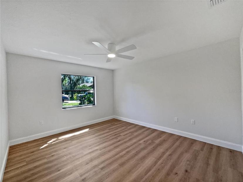 Picture of 3010 Pine Club Drive, Plant City FL 33566