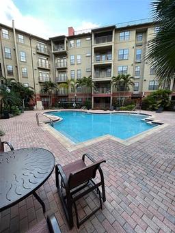 Picture of 911 N Orange Avenue Unit 142, Orlando, FL 32801