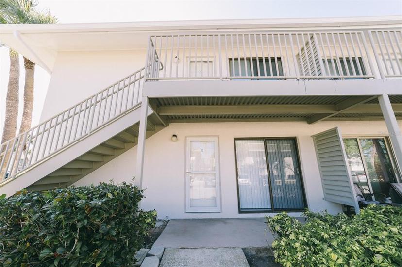 Picture of 1935 Conway Road Unit R4, Orlando FL 32812