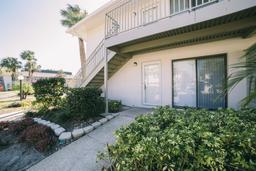 Picture of 1935 Conway Road Unit R4, Orlando, FL 32812