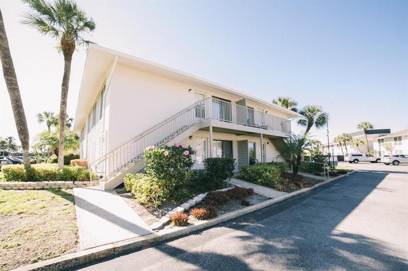 Picture of 1935 Conway Road Unit R4, Orlando FL 32812