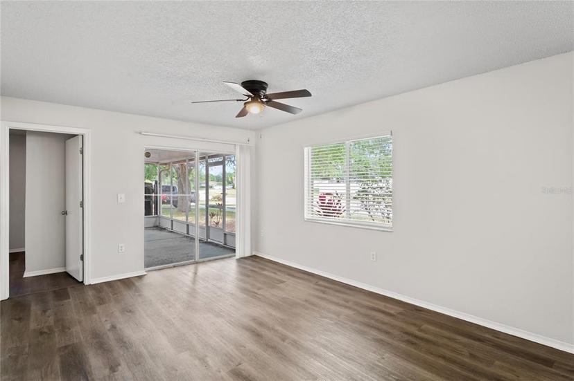 Picture of 402 Abigail Road, Plant City FL 33563