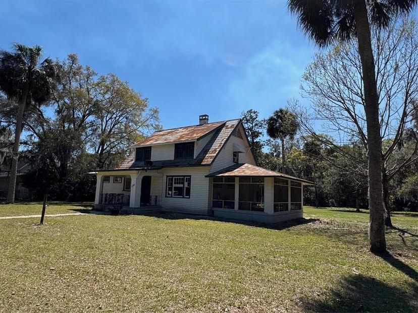 Picture of 171 Central Avenue, San Mateo FL 32187