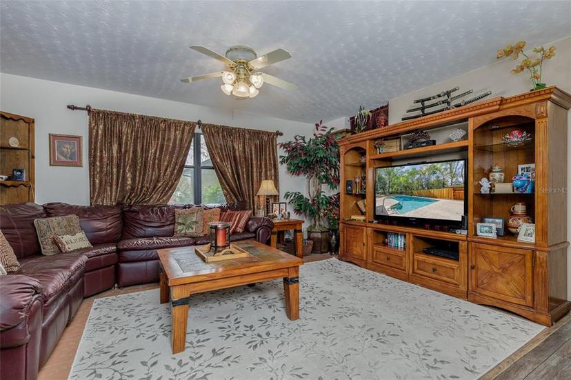 Picture of 2280 W Middle Lane, Lecanto FL 34461