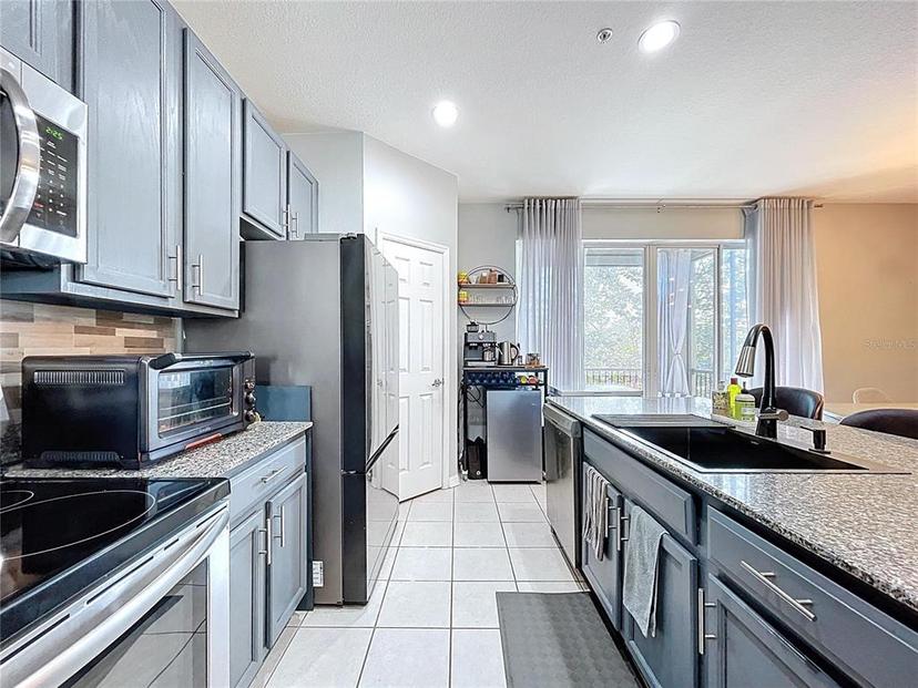 Picture of 10240 Bayou Grande Avenue, Seminole FL 33772