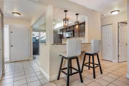 Picture of 5753 Summer Side Lane Unit 8A, Sarasota, FL 34231