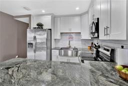 Picture of 6208 Florida Circle W, Apollo Beach, FL 33572