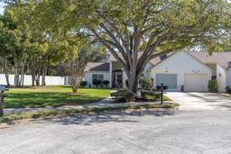 Picture of 11526 Forest Run Court, Port Richey, FL 34668
