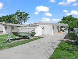 Picture of 3012 Harbor Pointe Drive, Lake Wales, FL 33898