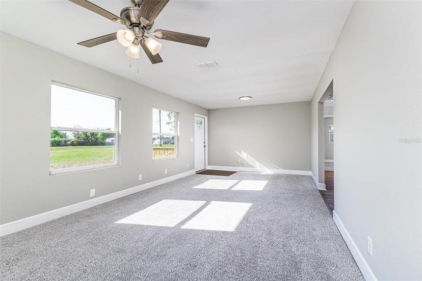 Picture of 8630 Mary Ivy Drive, Plant City FL 33567