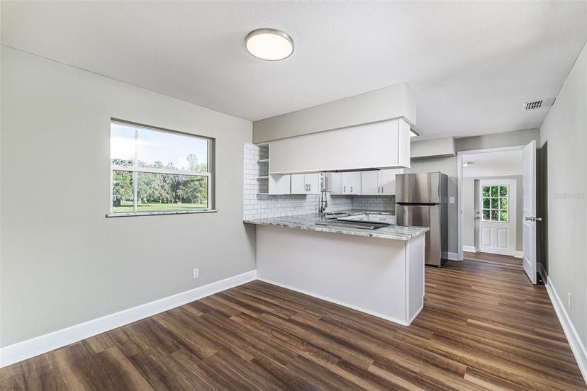 Picture of 8630 Mary Ivy Drive, Plant City FL 33567