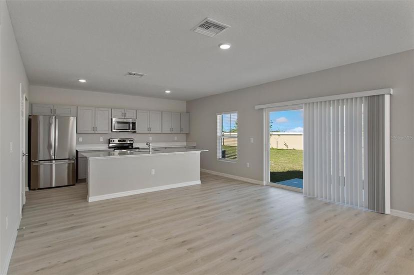 Picture of 1018 Foreshore Lane, Haines City FL 33844
