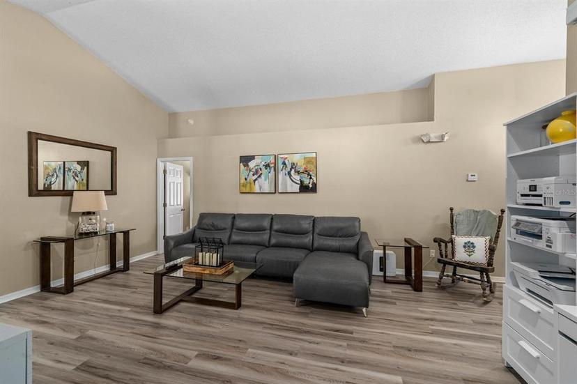 Picture of 112 Thorne Meadow Pass, Davenport FL 33897