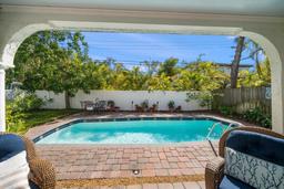 Picture of 409 Erie Avenue, Tampa, FL 33606