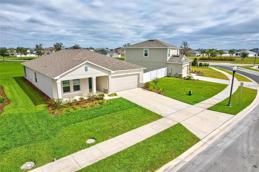 Picture of 64 Citrine Loop, Kissimmee FL 34758