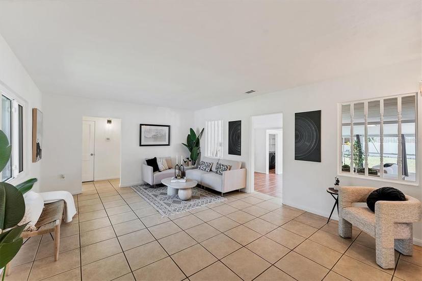 Picture of 436 Parkview Drive, Sarasota FL 34243