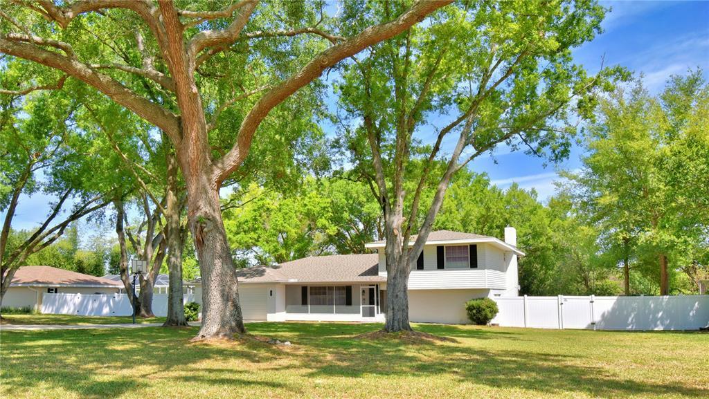 Picture of 151 Lake Ring Drive, Winter Haven, FL 33884