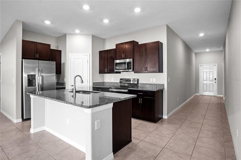 Picture of 13355 Willow Bluestar Loop, Riverview FL 33579