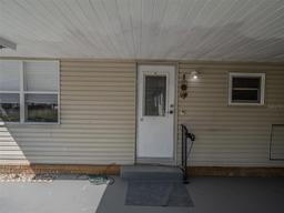 Picture of 103 Tamarisk Way, Leesburg, FL 34748