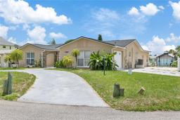 Picture of 13701 Garris Drive, Hudson, FL 34667