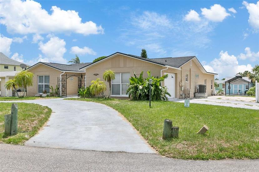 Picture of 13701 Garris Drive, Hudson FL 34667
