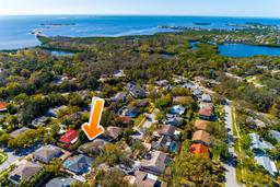 Picture of 627 Kenneth Way, Tarpon Springs, FL 34689