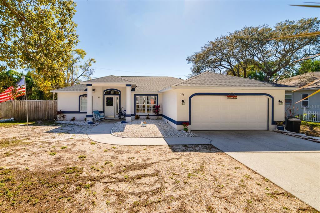 Picture of 627 Kenneth Way, Tarpon Springs, FL 34689